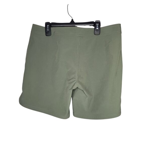 Roxy Women's Green Board Shorts Size Large - Picture 2 of 3